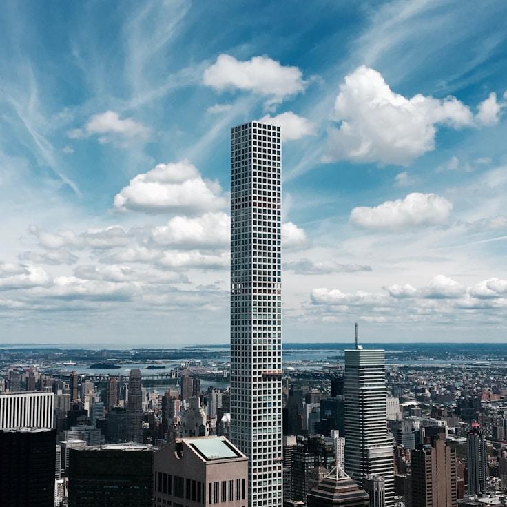 Family routine and school logistics in Madrid